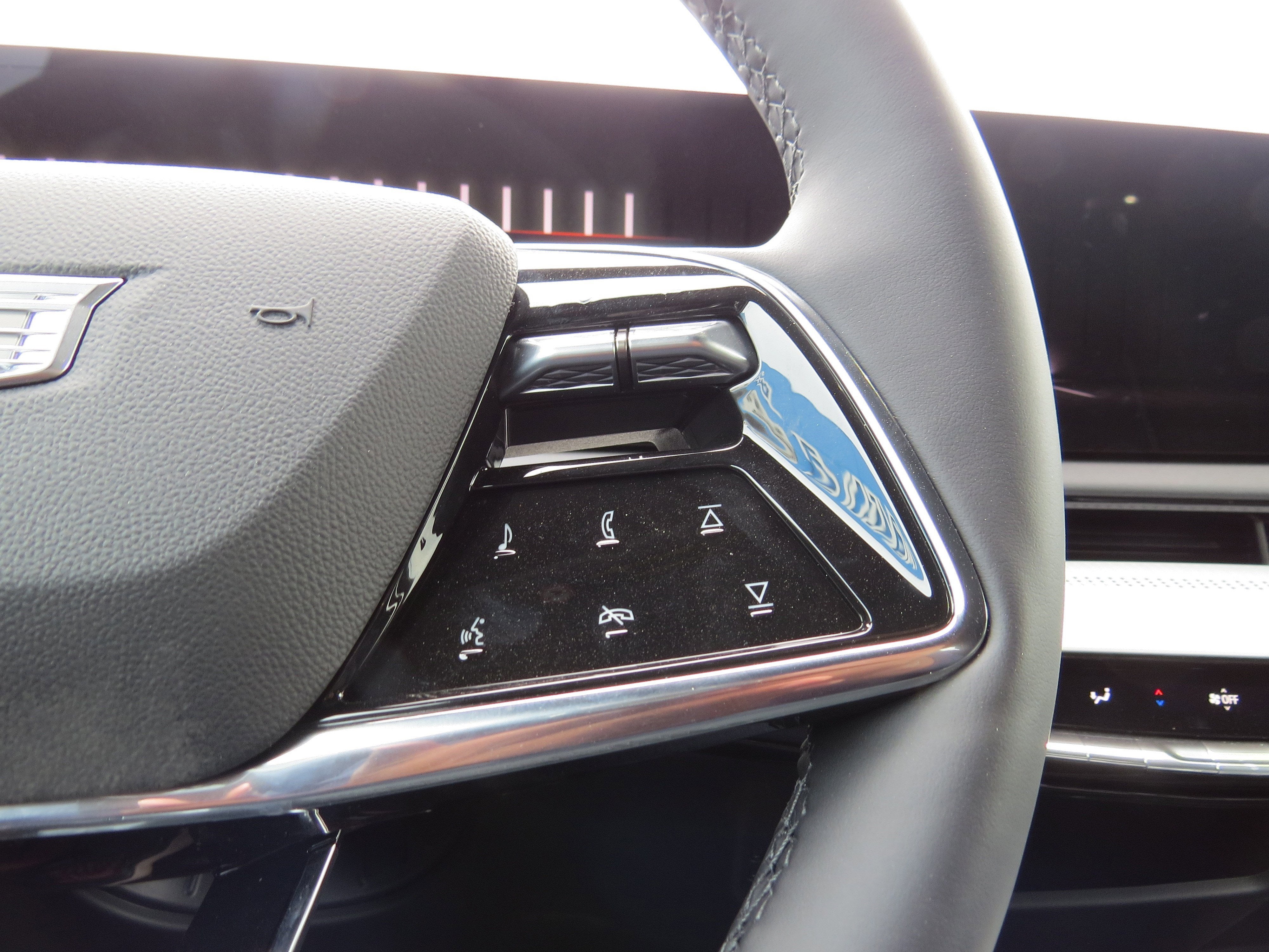 2026 Cadillac OPTIQ Premium Sport