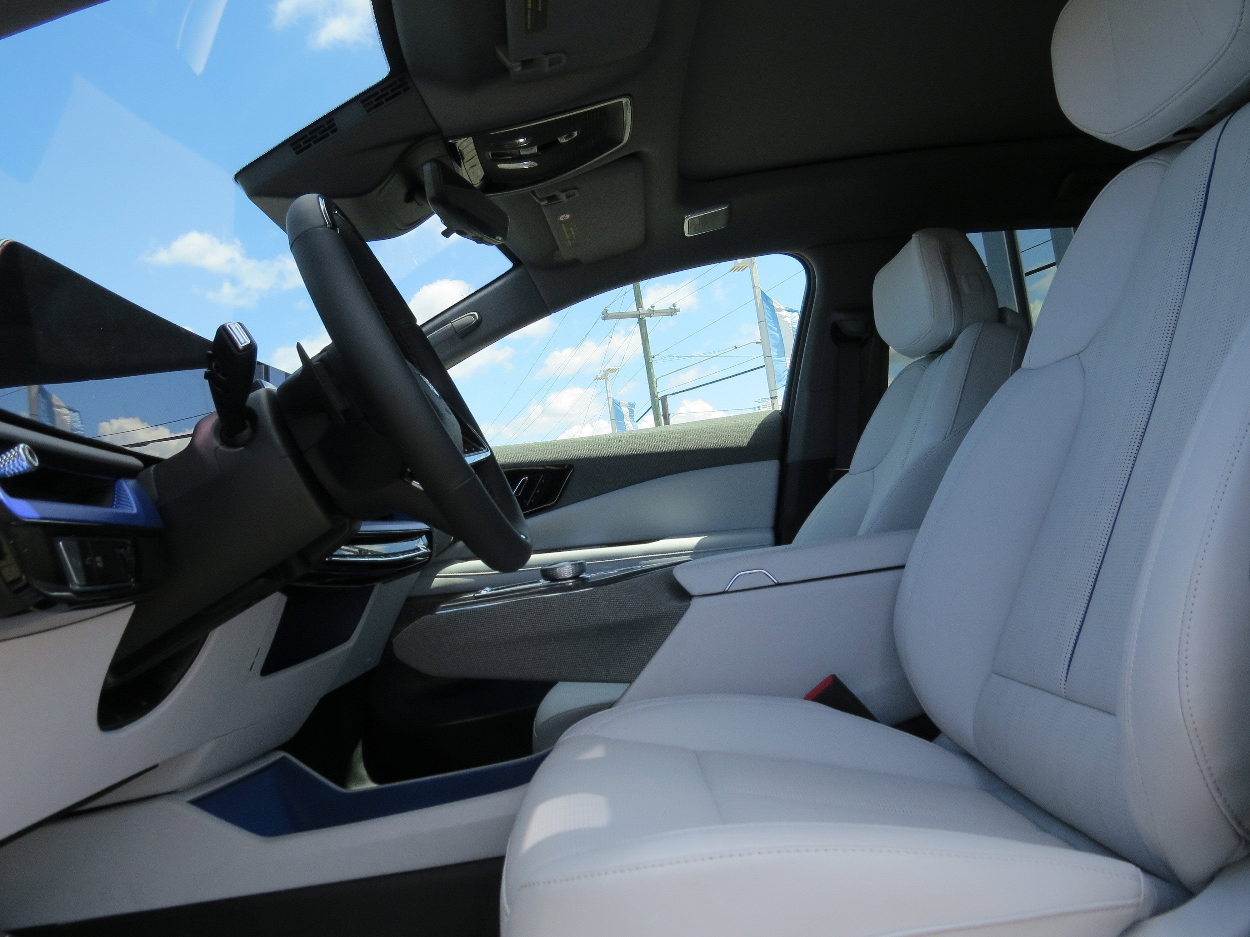 2025 Cadillac OPTIQ Sport 2