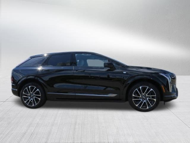 2025 Cadillac OPTIQ Sport 2