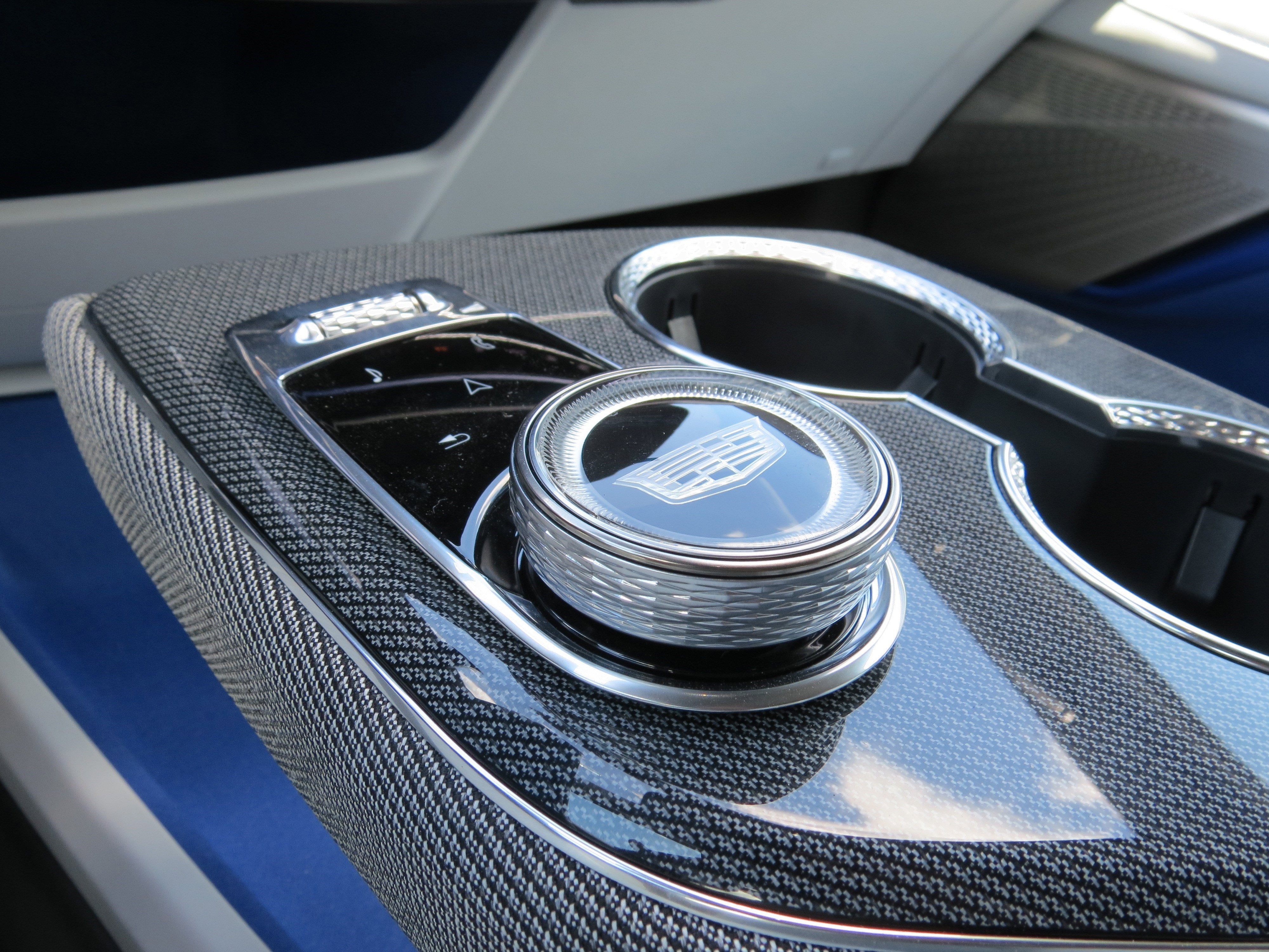 2025 Cadillac OPTIQ Sport 2