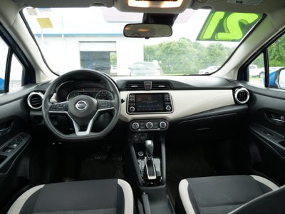 2021 Nissan Versa SV Xtronic CVT