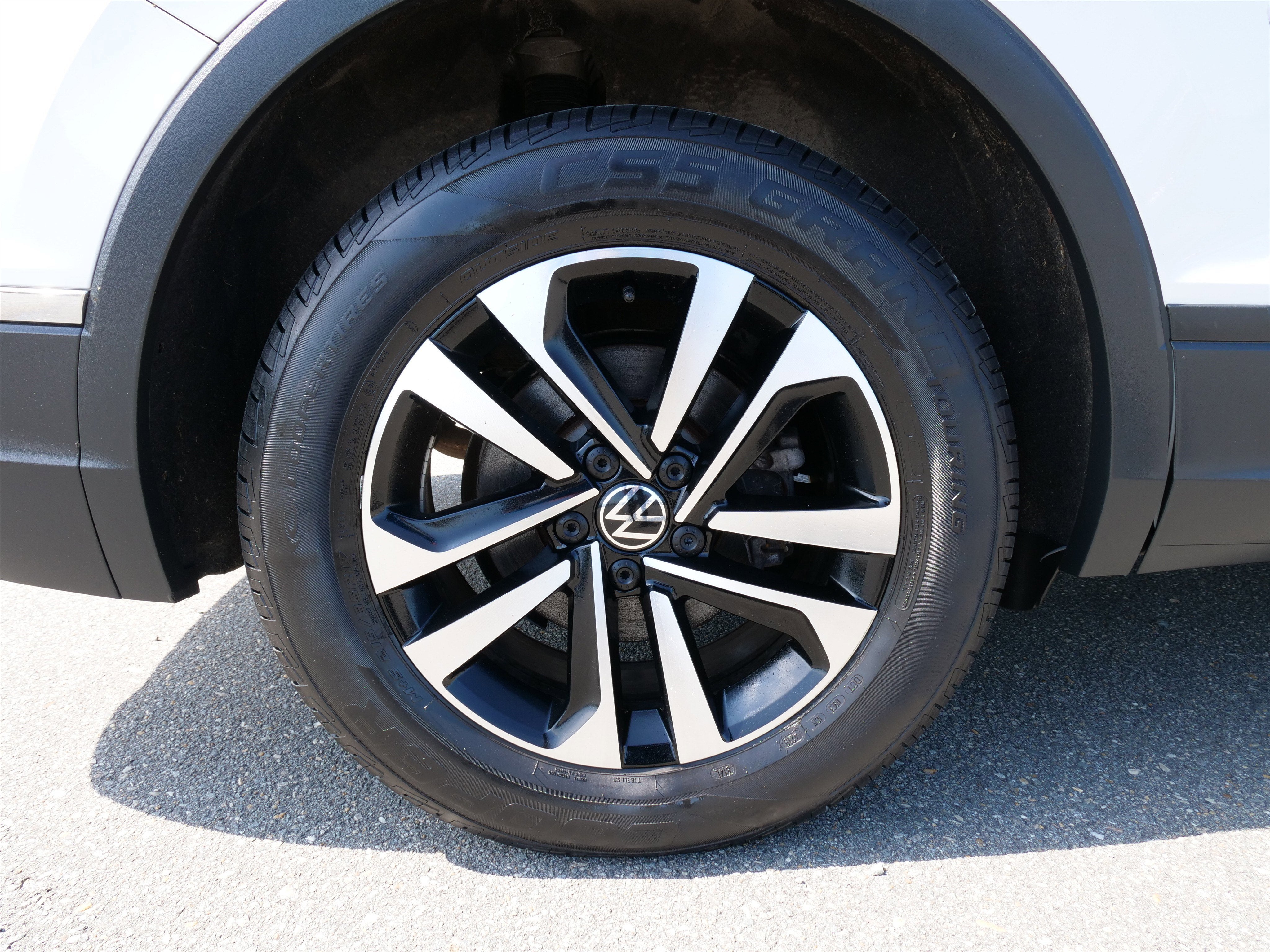 2023 Volkswagen Tiguan S