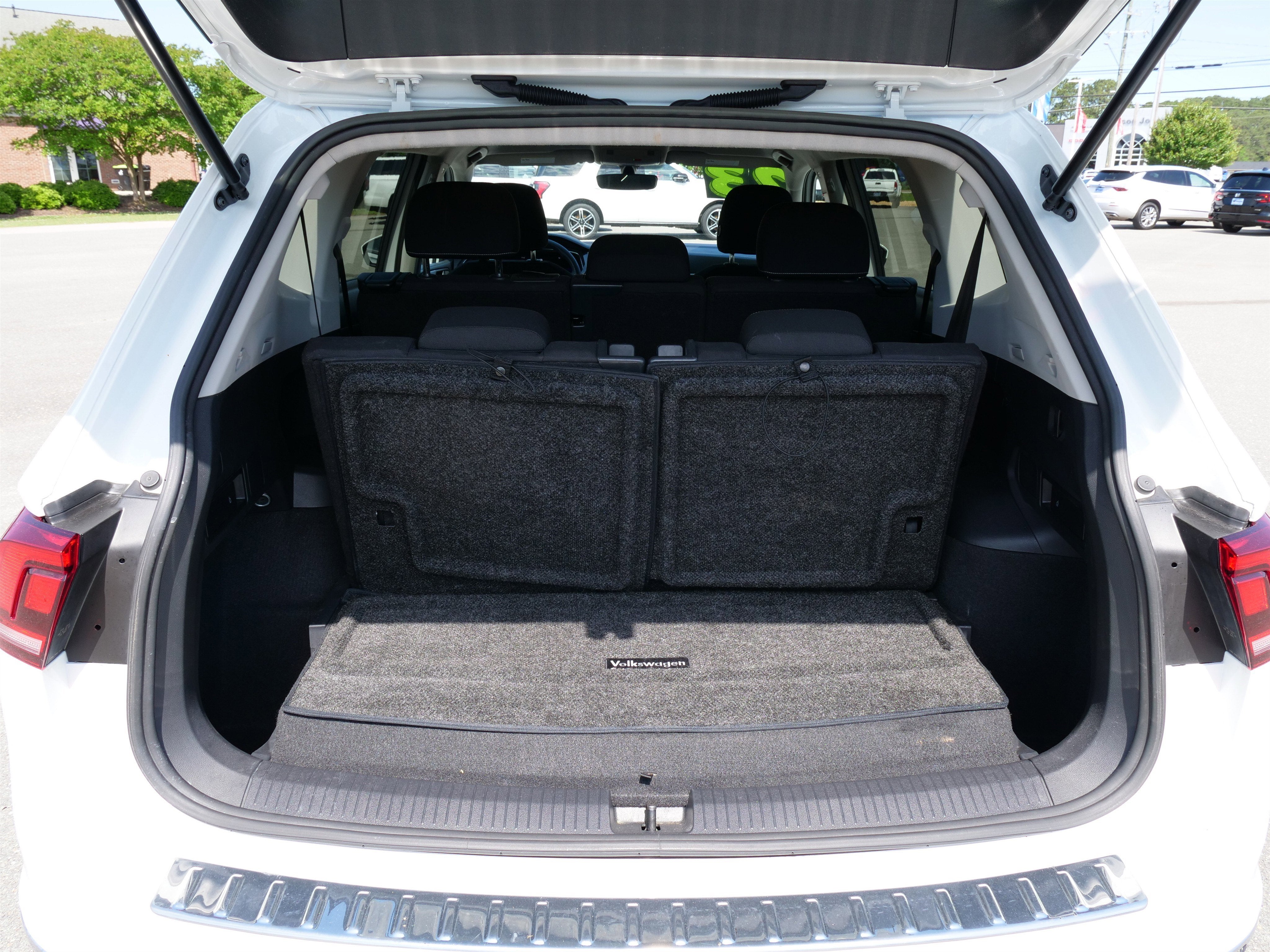 2023 Volkswagen Tiguan S