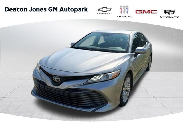 2020 Toyota Camry XLE Hybrid