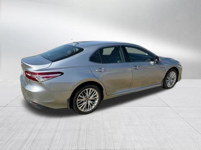 2020 Toyota Camry XLE Hybrid
