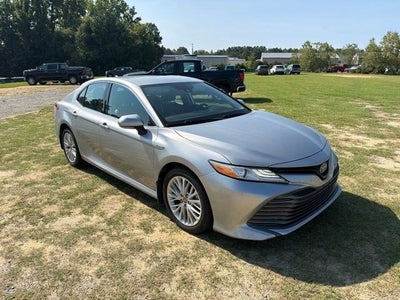 2020 Toyota Camry XLE Hybrid