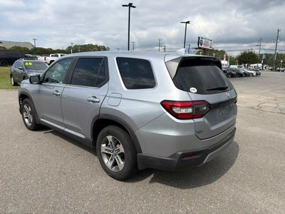 2023 Honda Pilot EX-L 8 Passenger