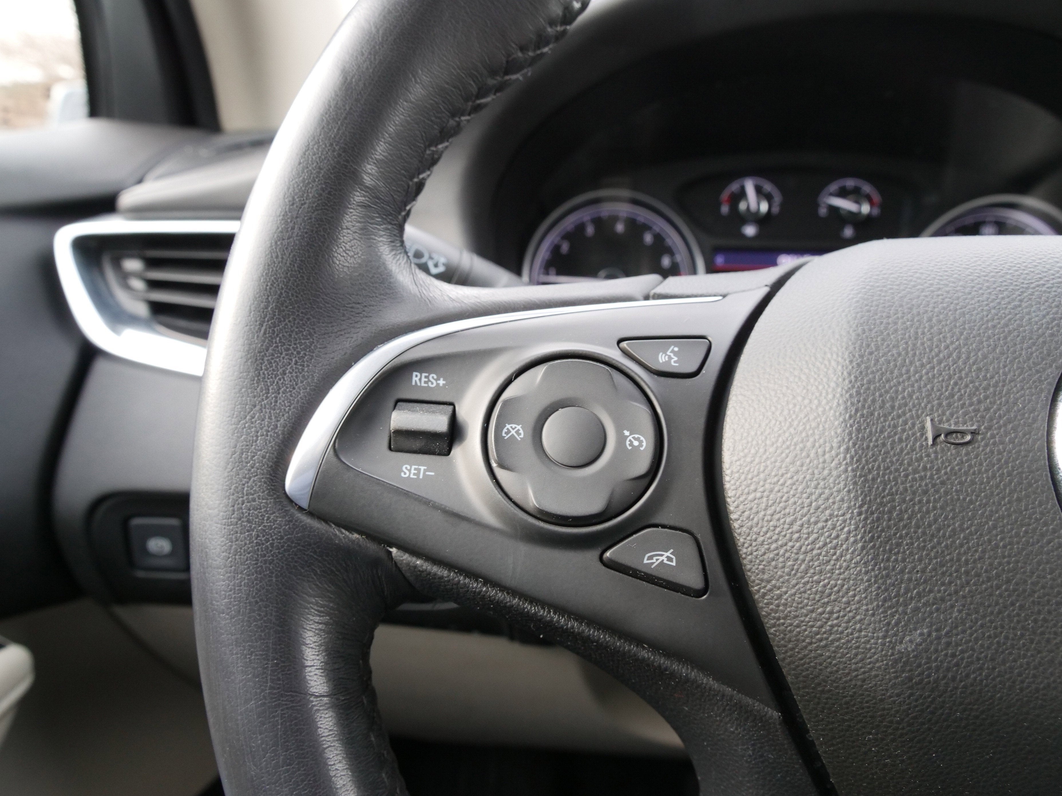 2021 Buick Enclave Essence