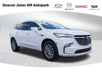 2023 Buick Enclave Essence