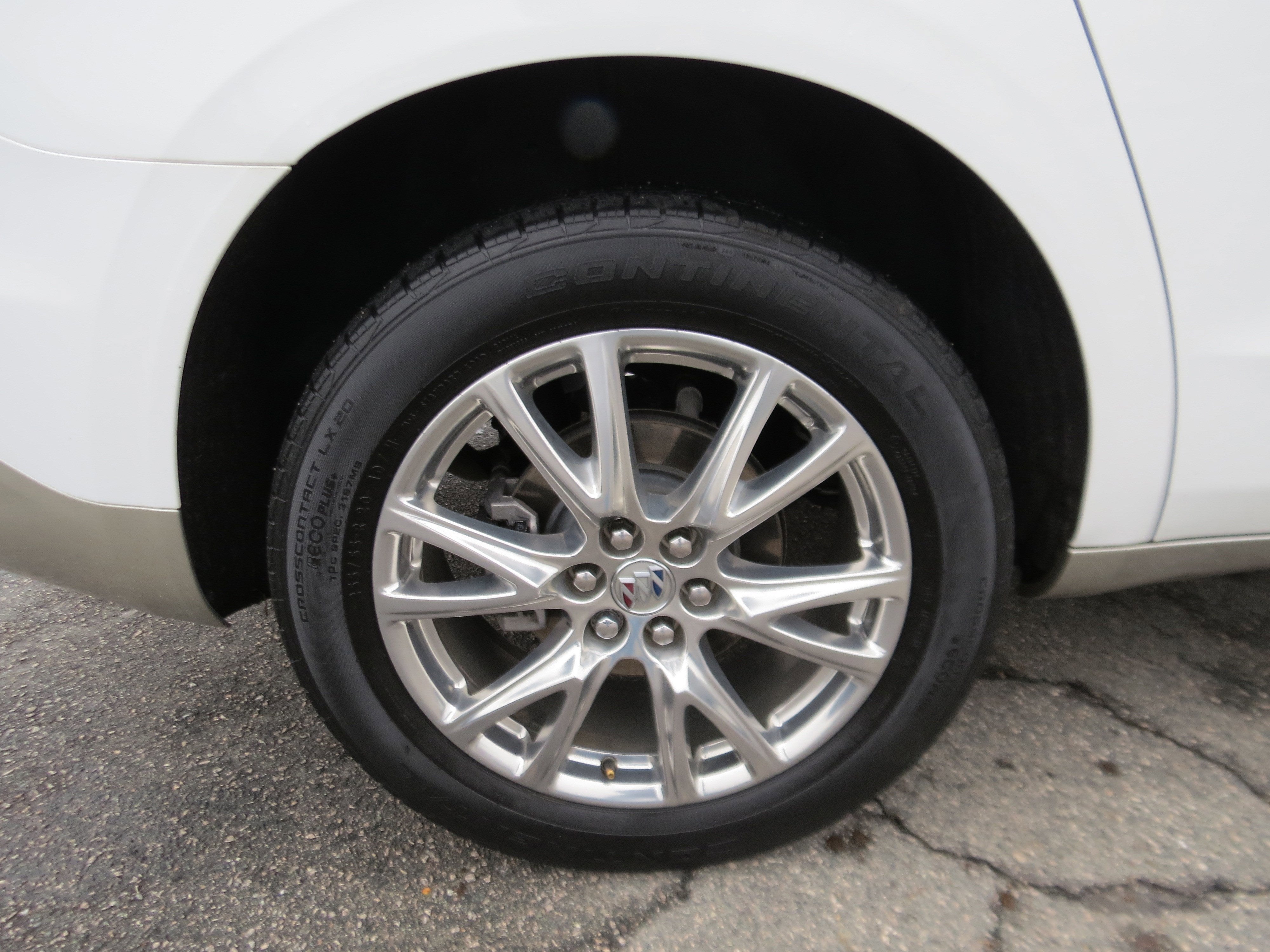 2024 Buick Enclave Essence