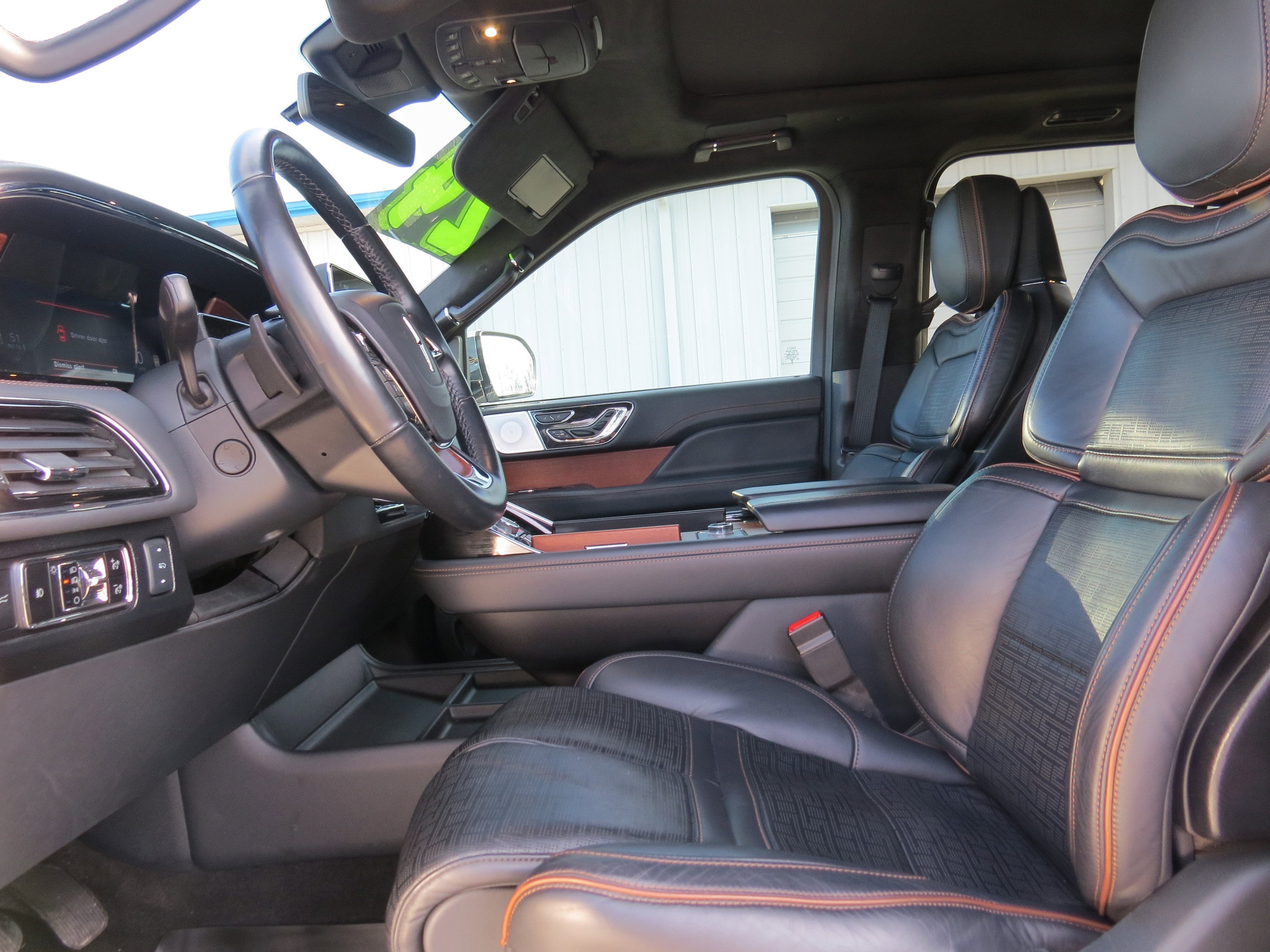 2024 Lincoln Navigator Black Label