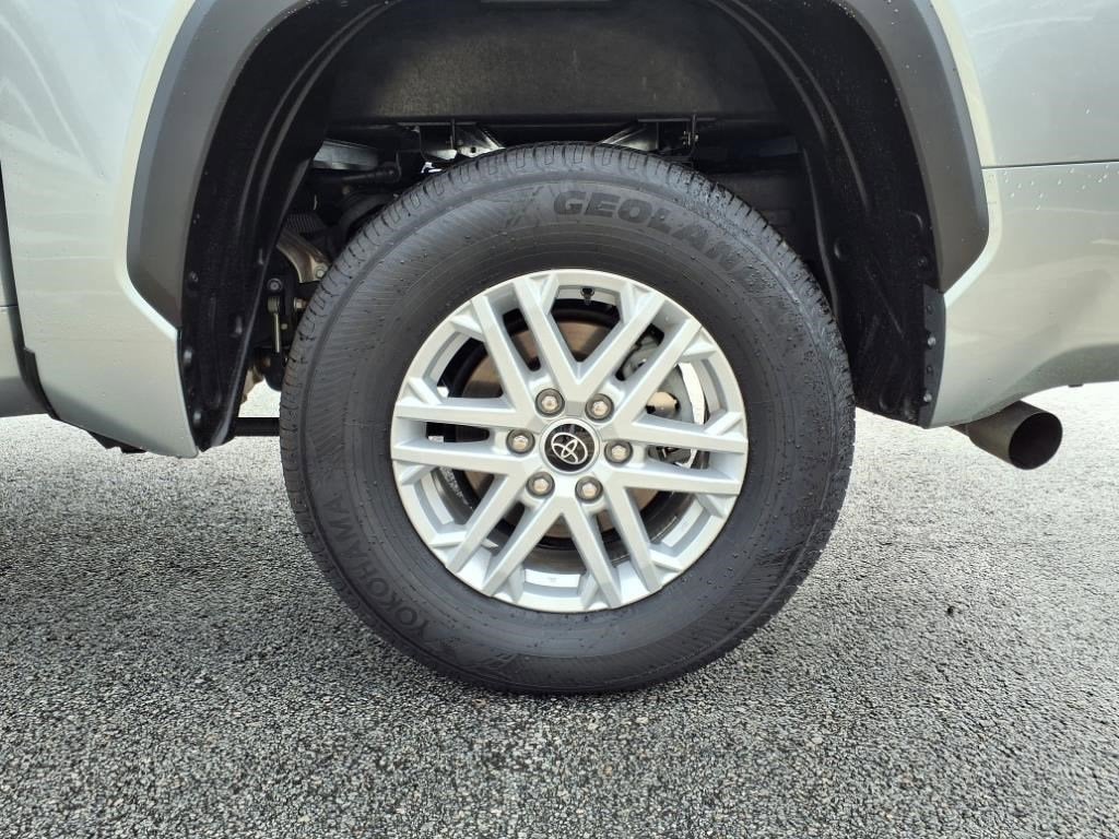 2024 Toyota Tundra 4WD SR5