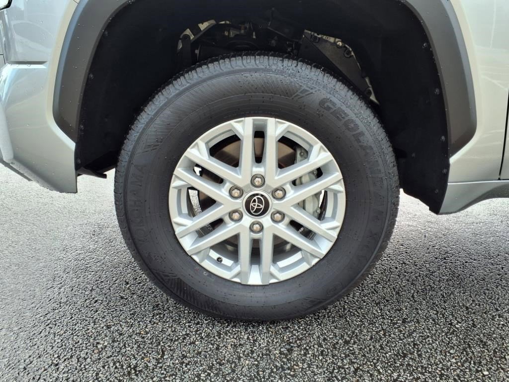 2024 Toyota Tundra 4WD SR5