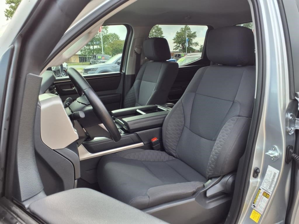 2024 Toyota Tundra 4WD SR5