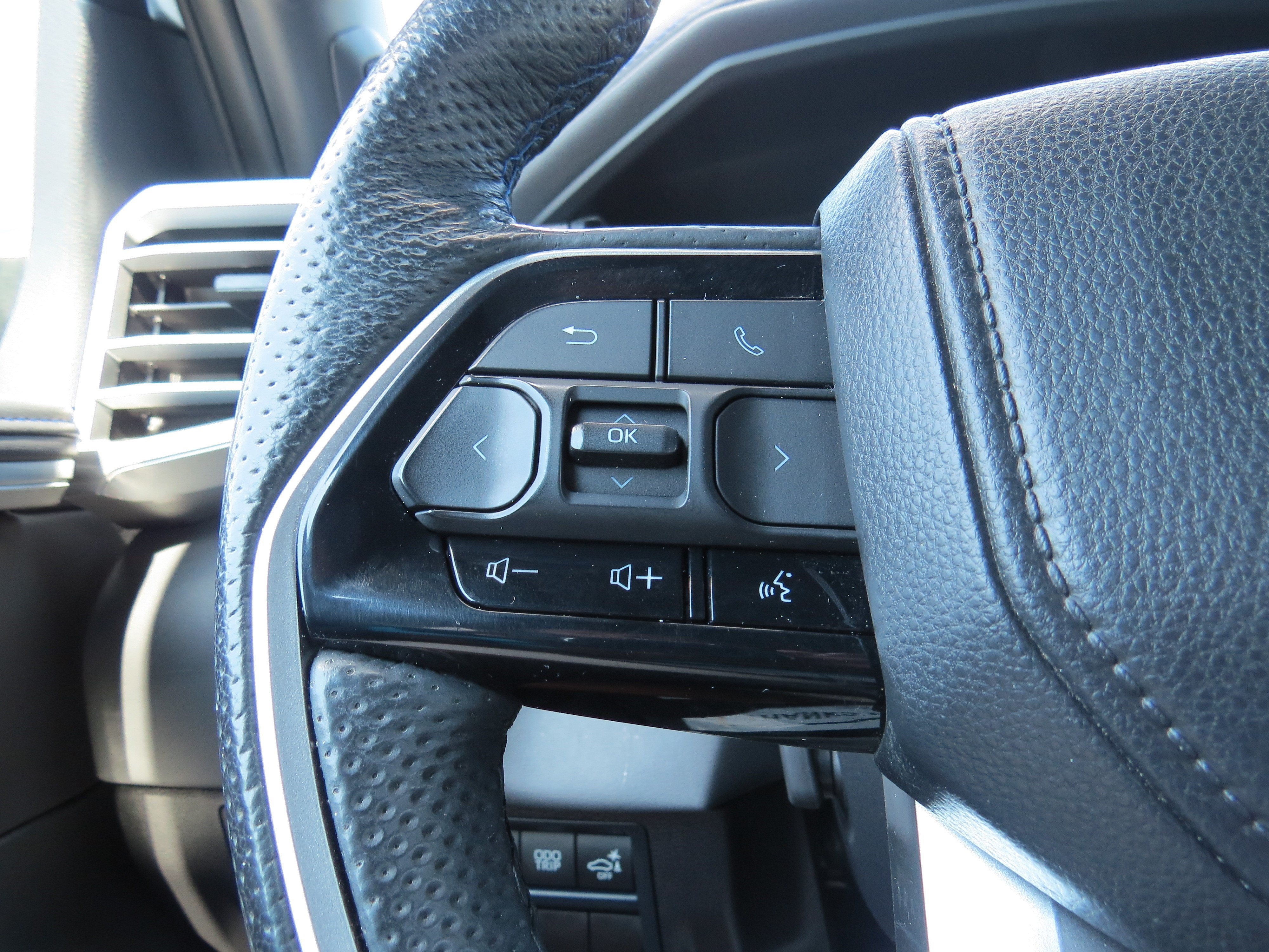 2025 Toyota Tundra 4WD Platinum