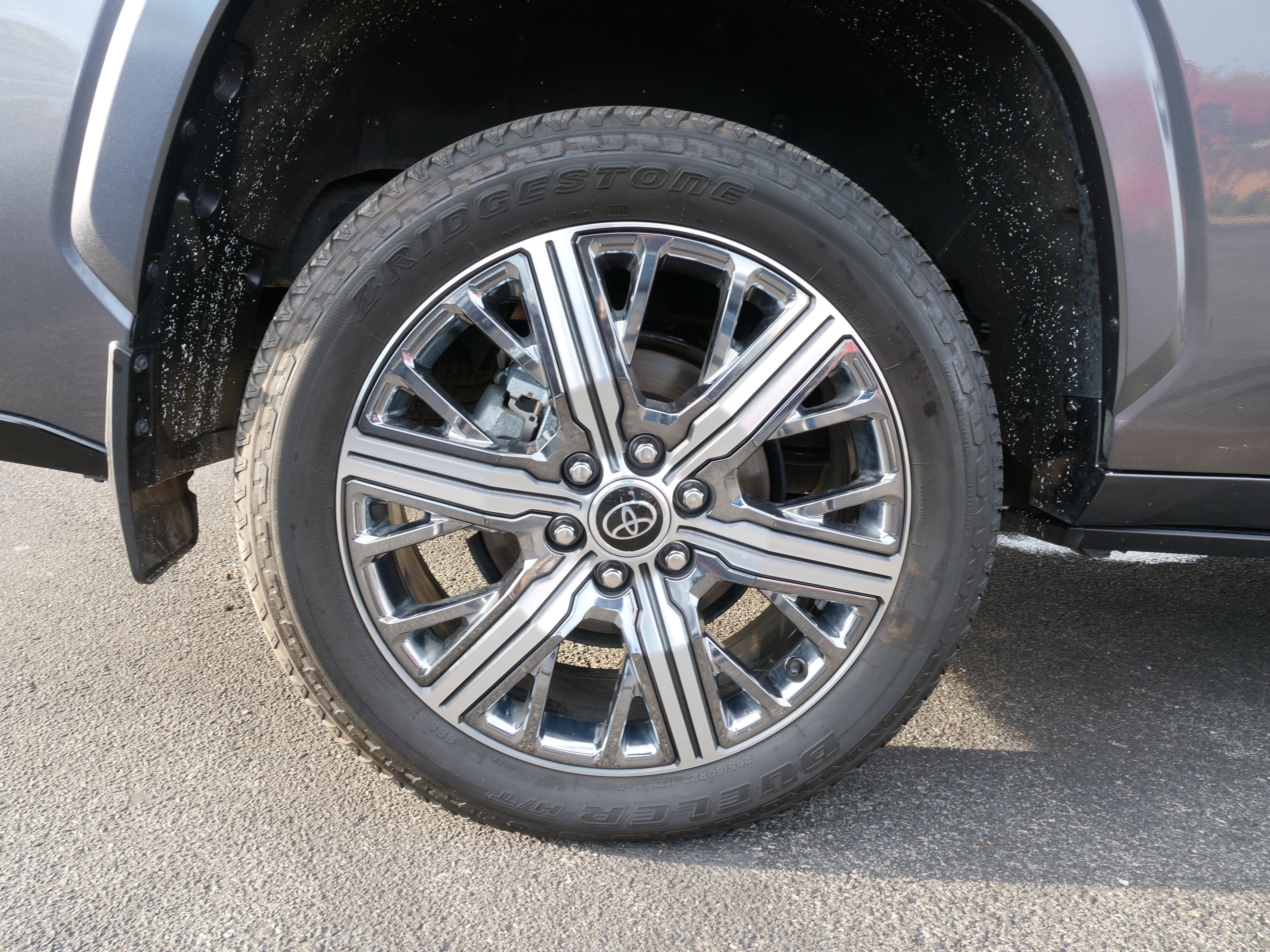 2024 Toyota Sequoia SR5