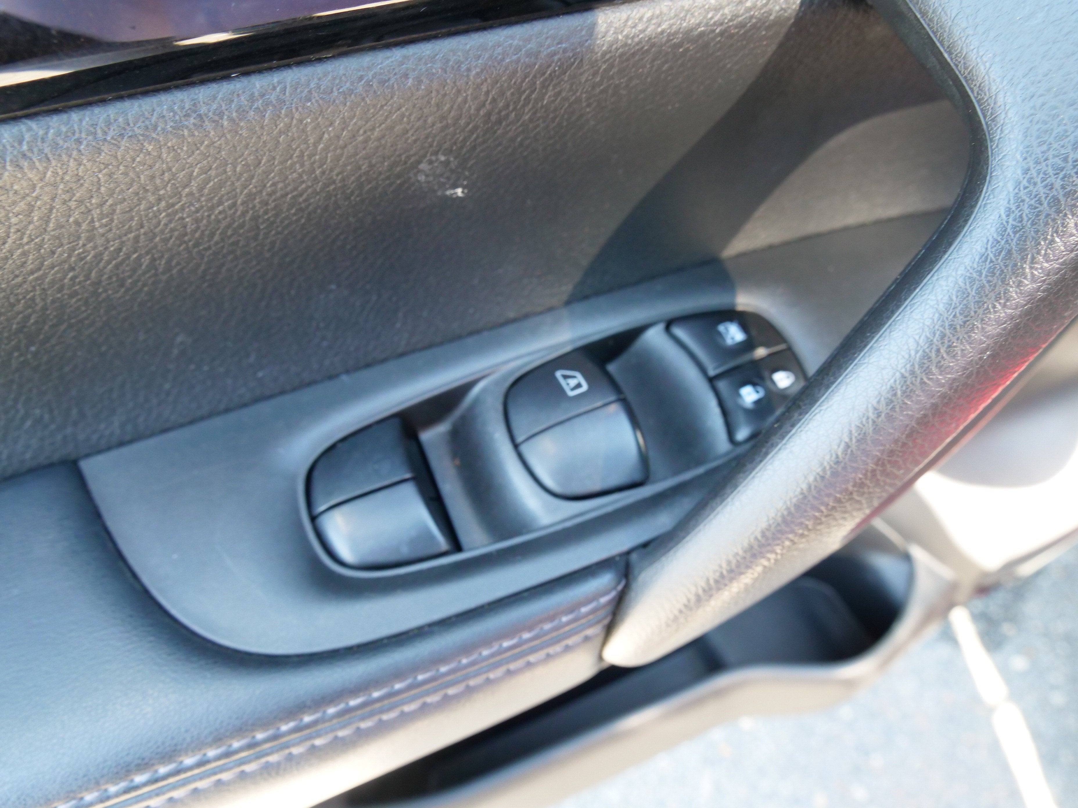 2018 Nissan Rogue Sport SV