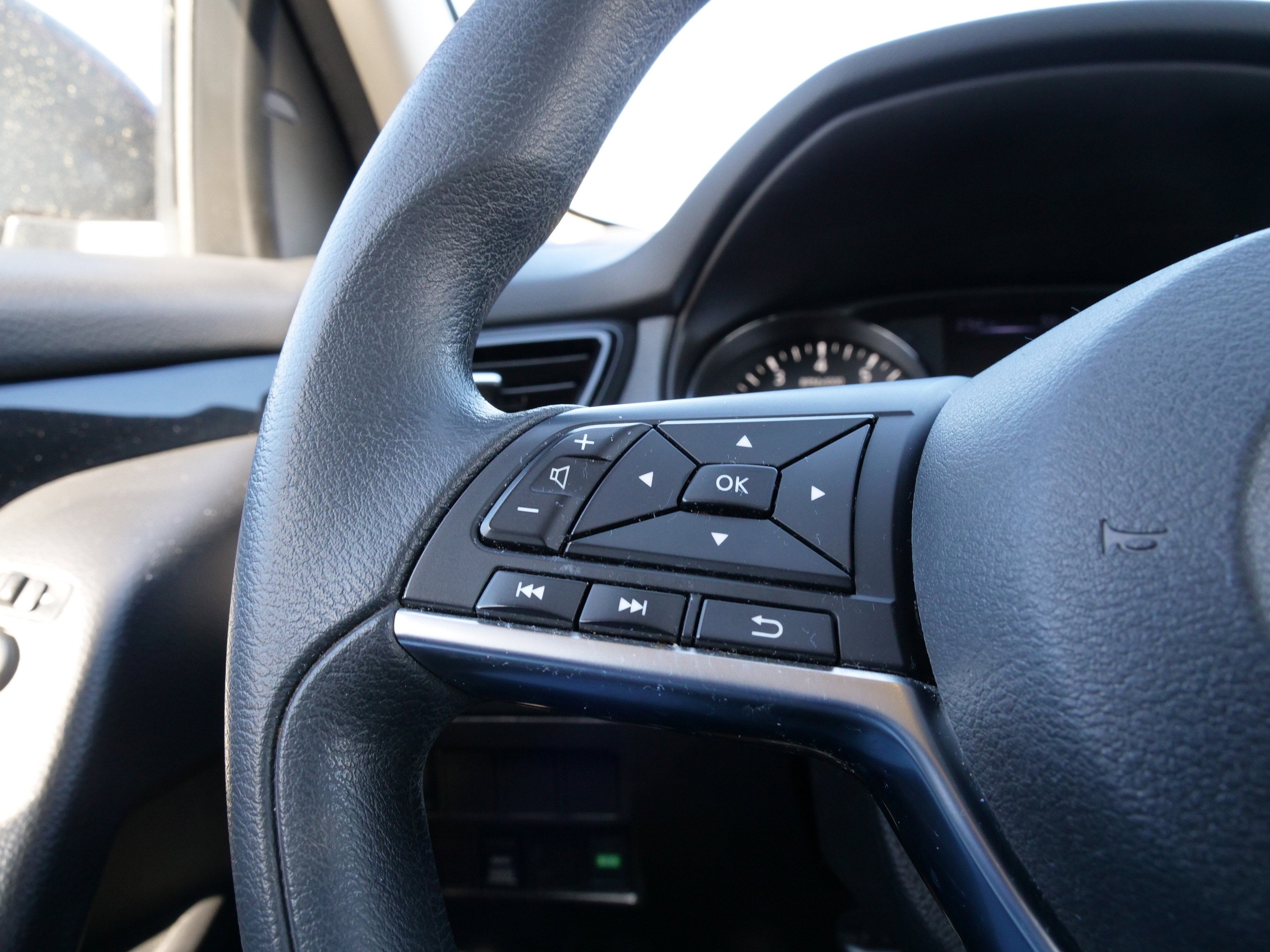 2018 Nissan Rogue Sport SV