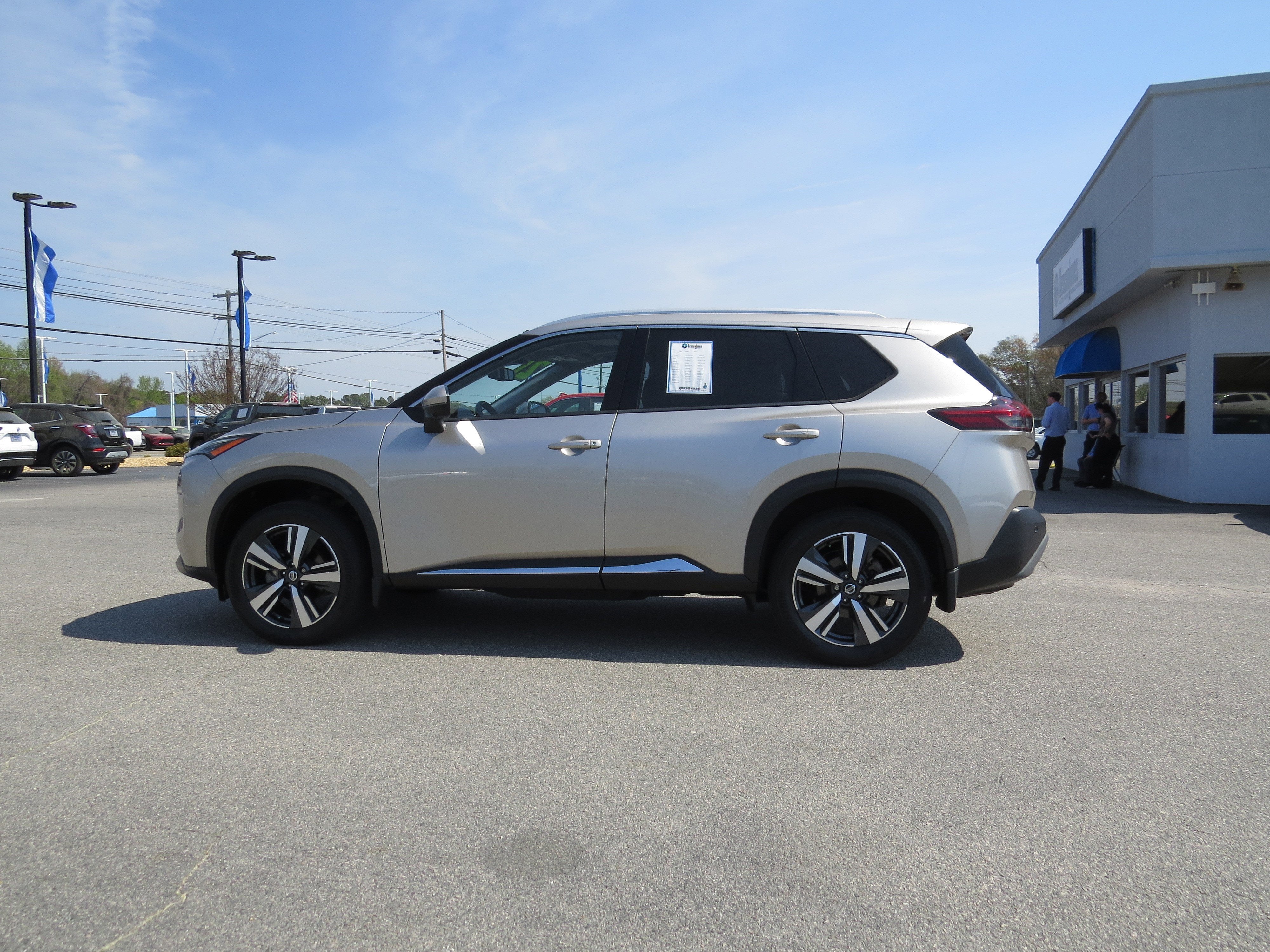 2021 Nissan Rogue SL