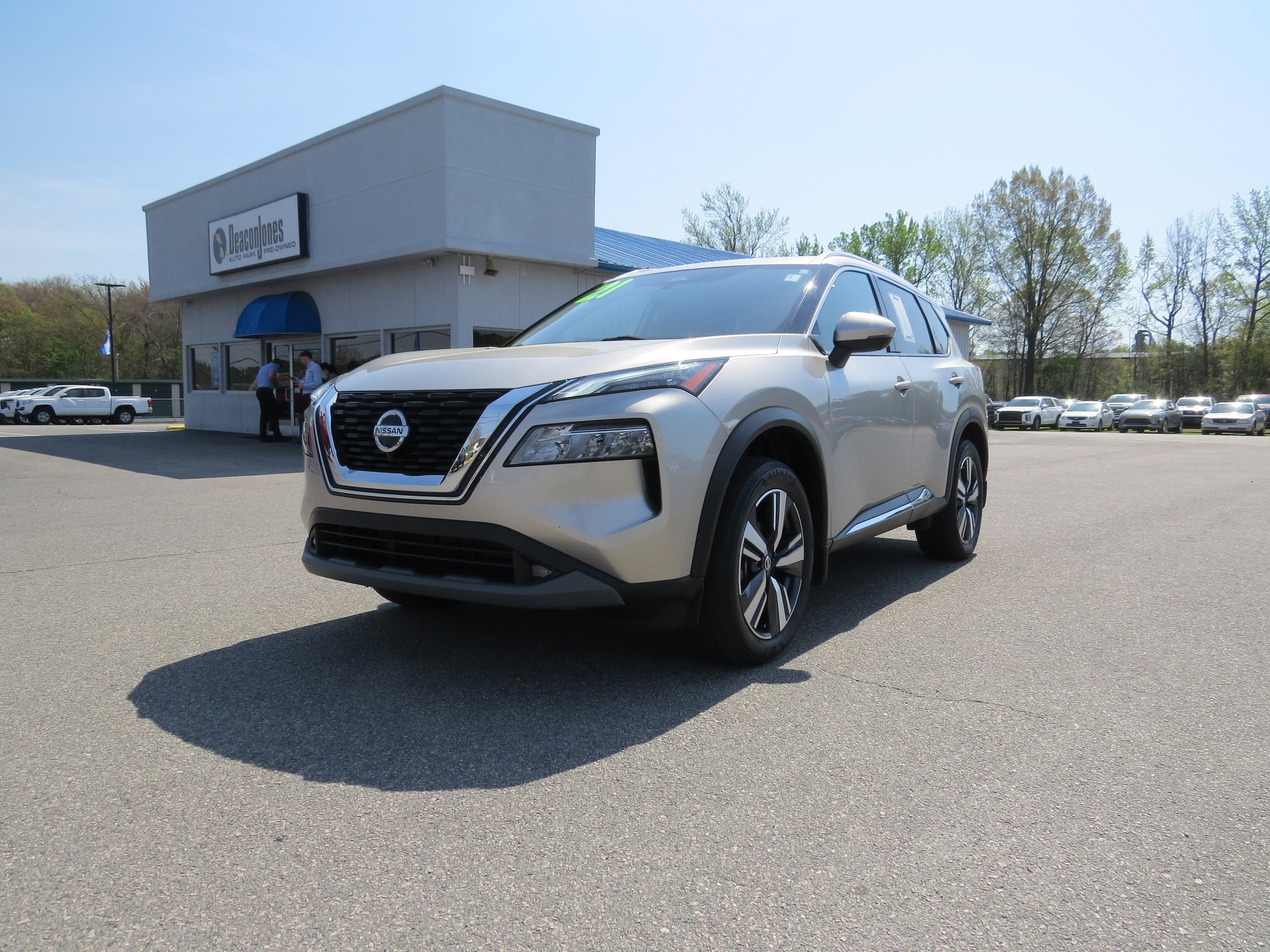 2021 Nissan Rogue SL
