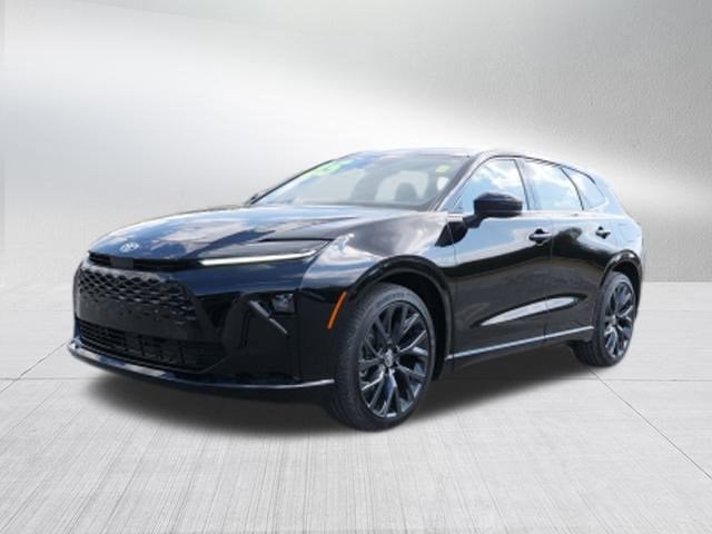 2025 Toyota Crown Signia XLE