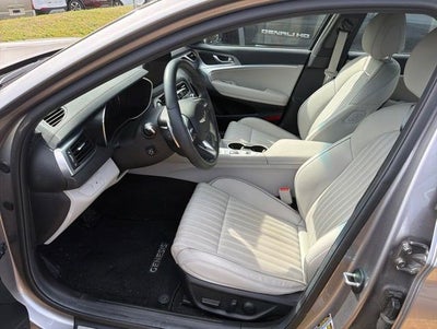 2022 Genesis G70 2.0T RWD