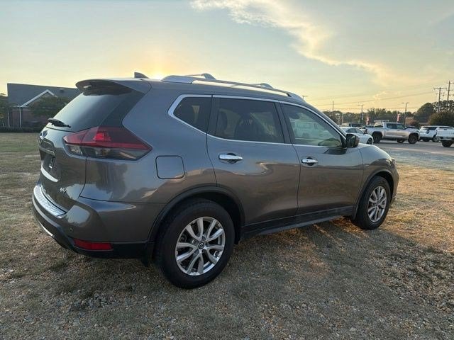 2020 Nissan Rogue SV FWD