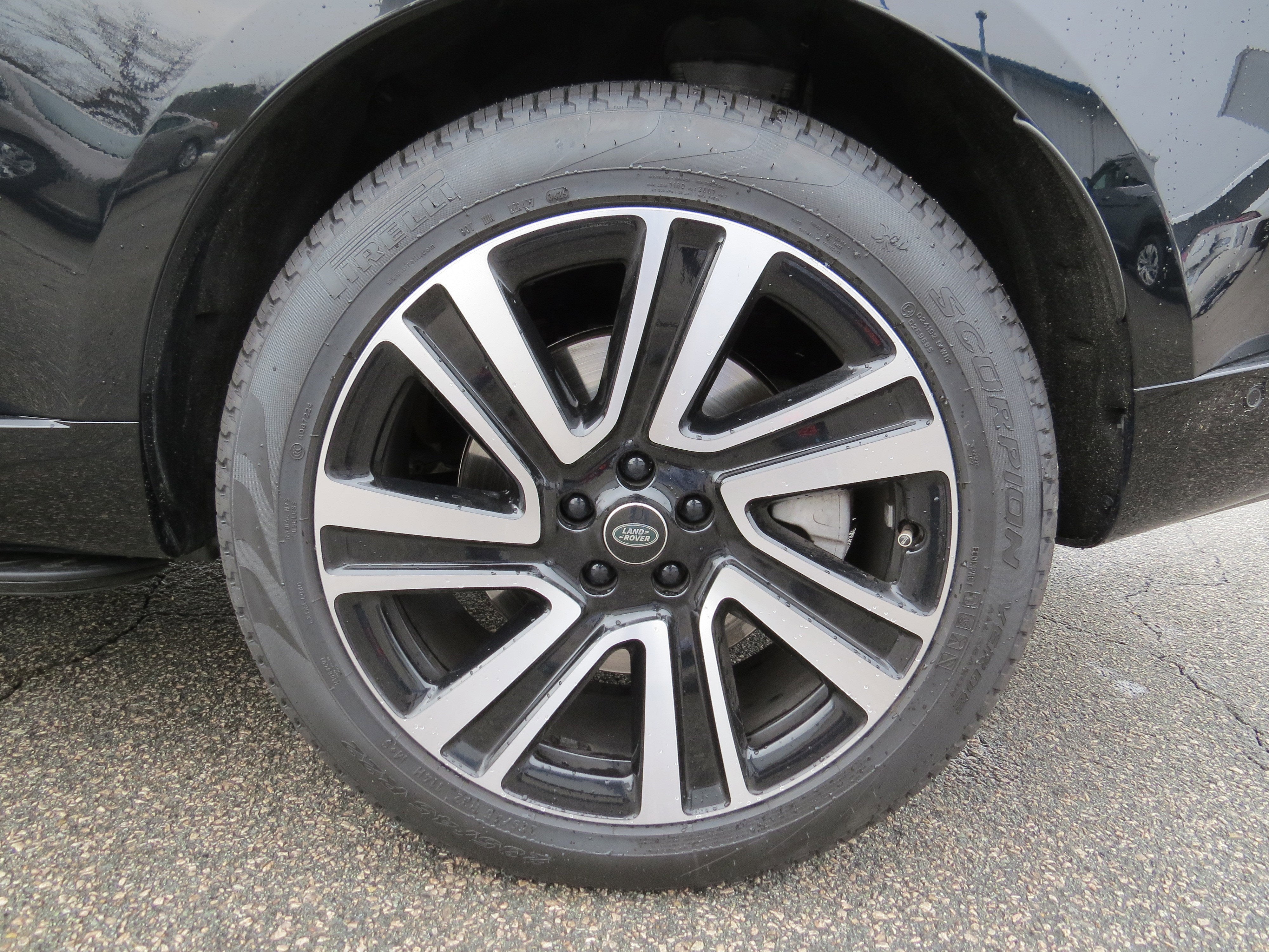 2023 Land Rover Range Rover SE