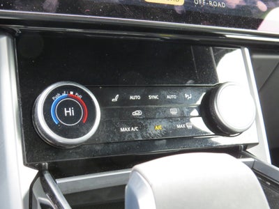 2023 Land Rover Range Rover SE