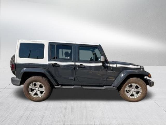 2017 Jeep Wrangler Unlimited Sahara 4x4