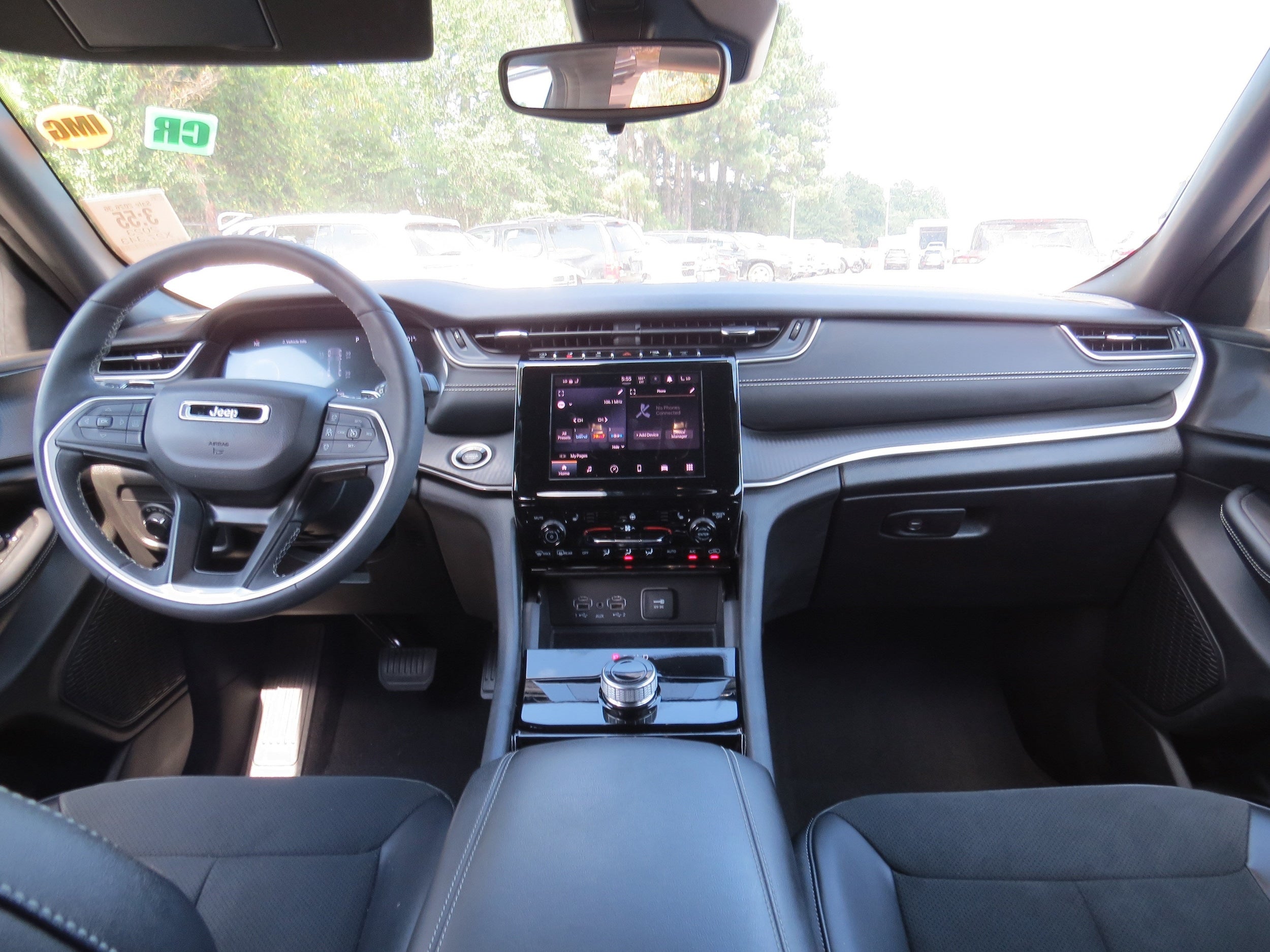 2023 Jeep Grand Cherokee Laredo