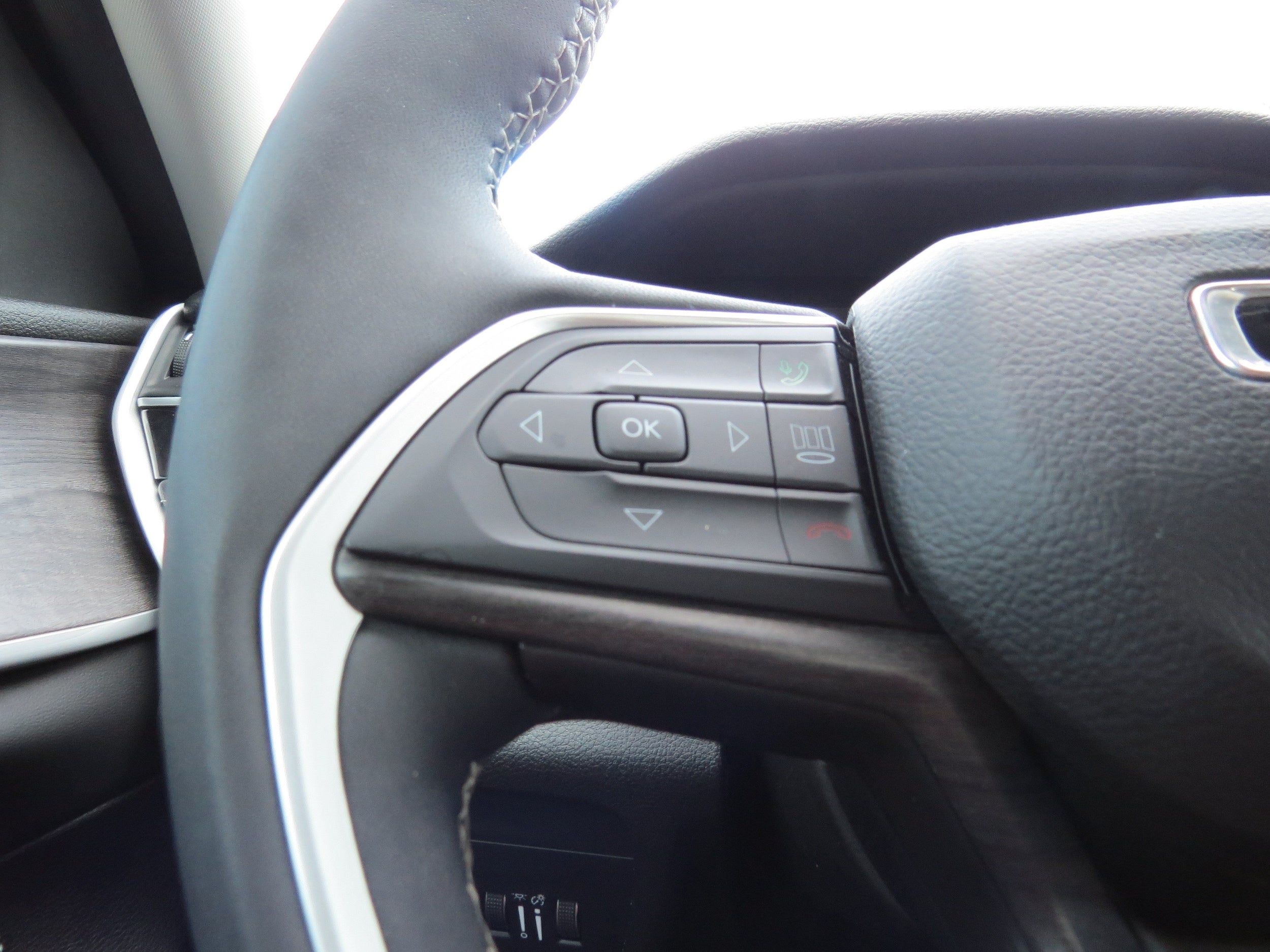 2023 Jeep Grand Cherokee L L Limited