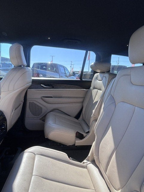 2023 Jeep Grand Cherokee L L Limited